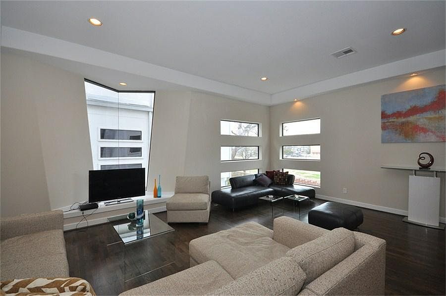 1st image of 4608 Nett St #C