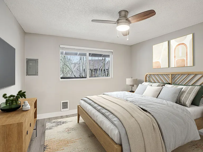 Bagley Estates- HOME SWEET HOME- UP TO 4 WEEKS FREE! — Photo 12