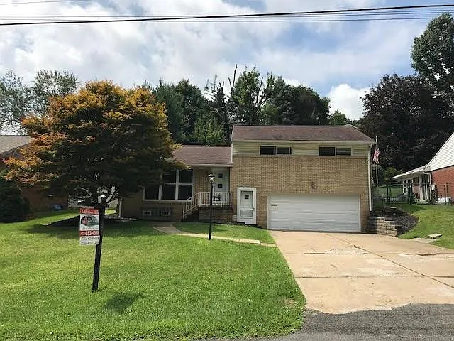 446 Hi Tor Dr photo 1