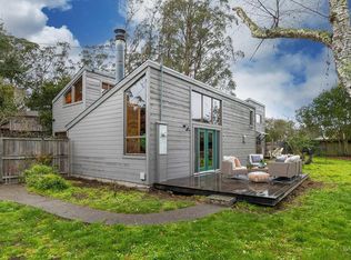 575 Dogwood Rd, Bolinas, CA 94924