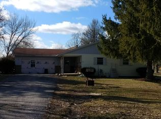 980 Janet Dr, Knoxville, IL 61448