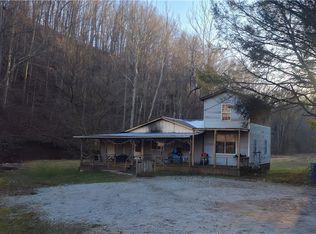 4369 Rowels Run Rd, Creston, WV 26141