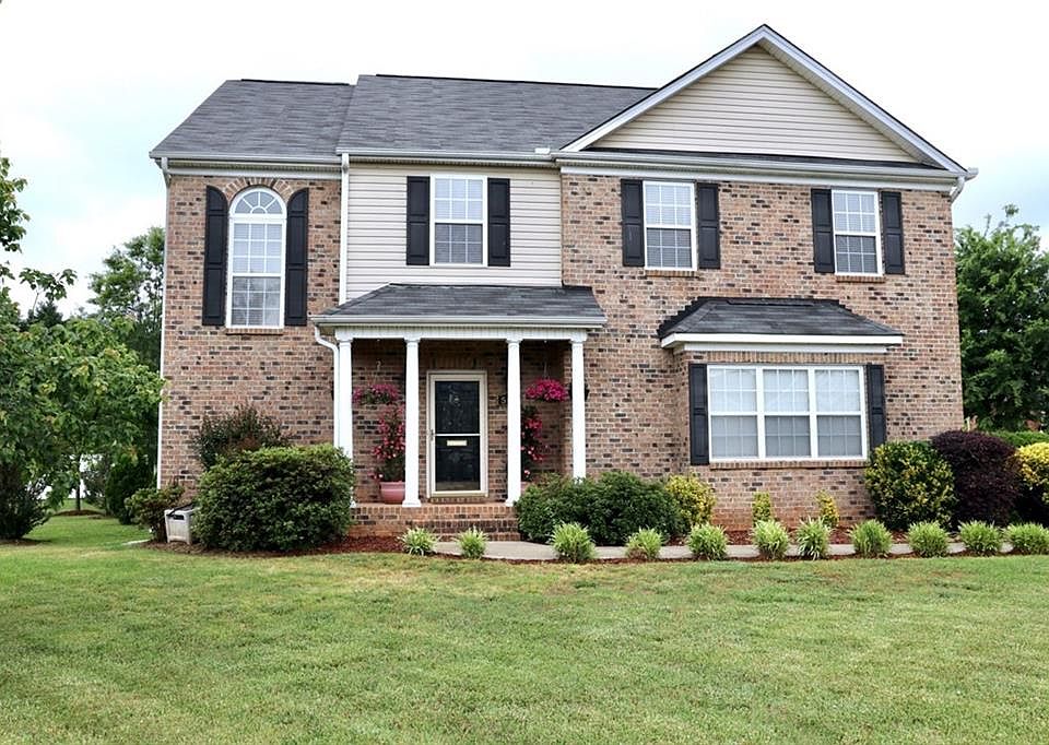 1st image of 504 Edmund Ct