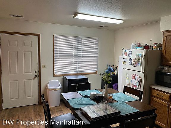 3rd image of 1021 Kearney St