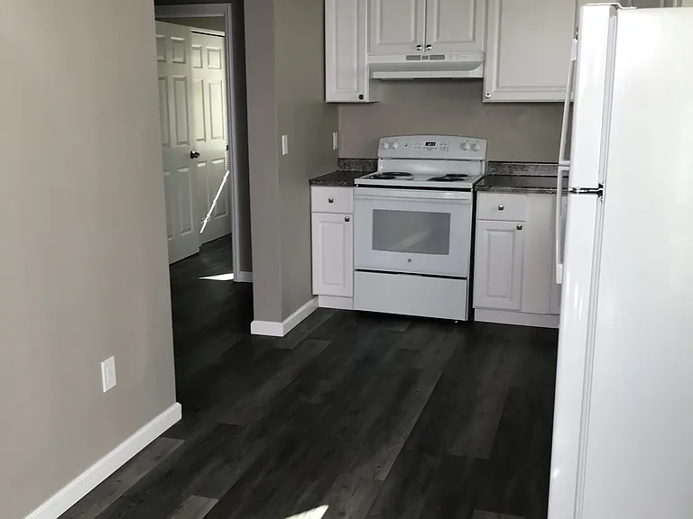 2425 Church Ln — Photo 12