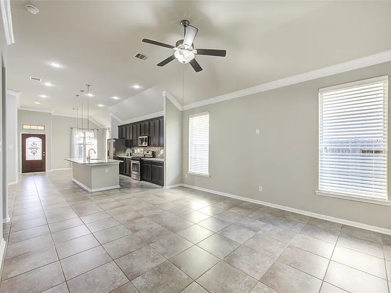 5314 Silver Ledge Dr — Photo 18