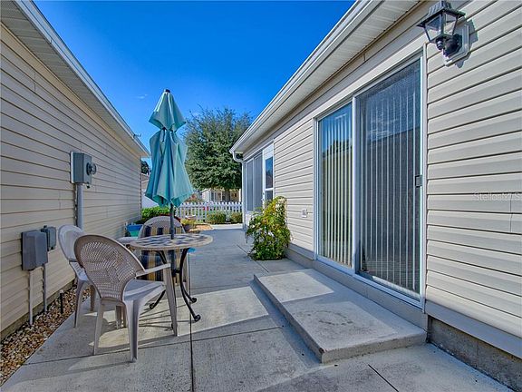 5th image of 16937 SE 94th Sunnybrook Cir