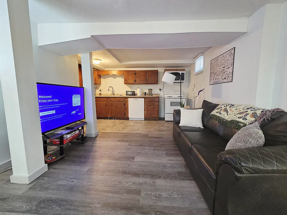 85 Sherman St #1