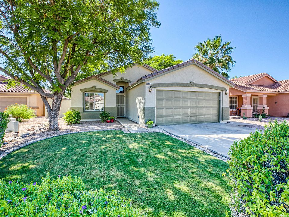1st image of 2335 E Browning Pl