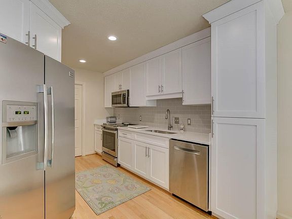 3rd image of 8604 Atlantic Ave #B