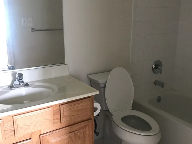 13005 Taxi Dr — Photo 19