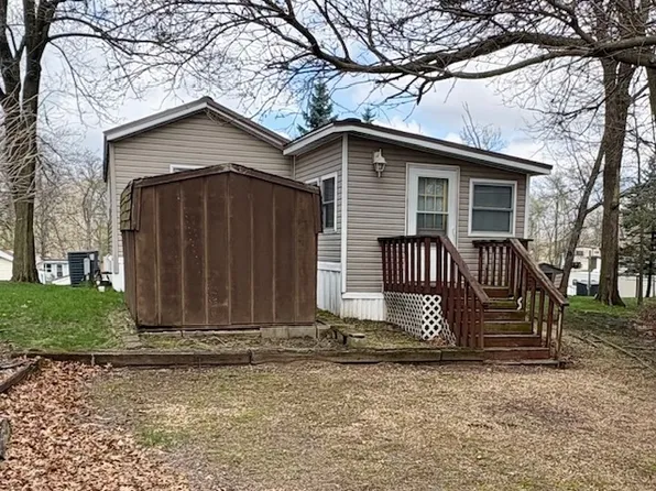 6/57&58 Woodhaven Dr E, Sublette, IL 61367