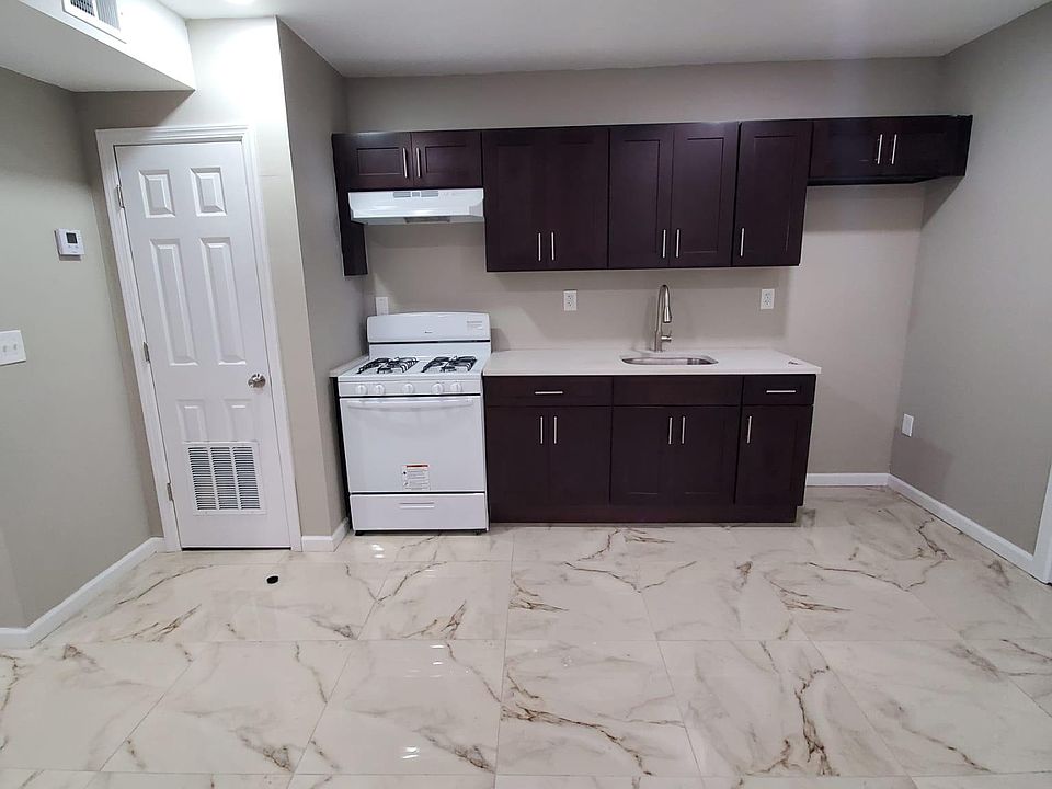 1st image of 2 Hillside Ave #107