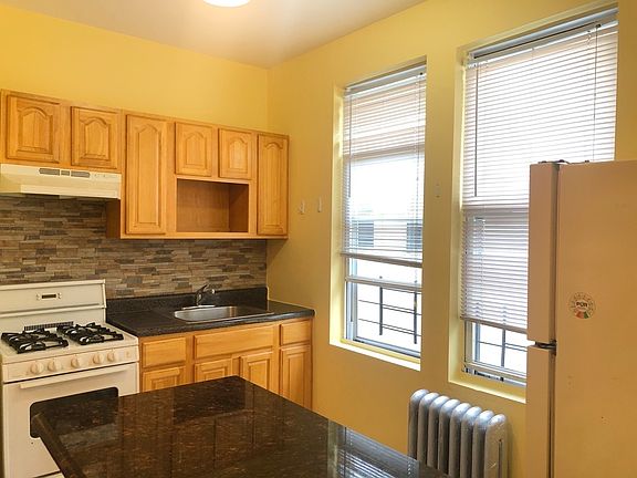 2nd image of 30-32 33rd St #F