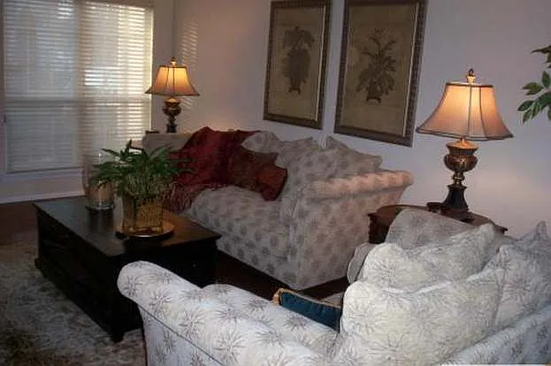 303 Pheasant Run — Photo 5