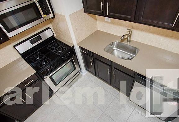 3rd image of 3333 Broadway APT C27f