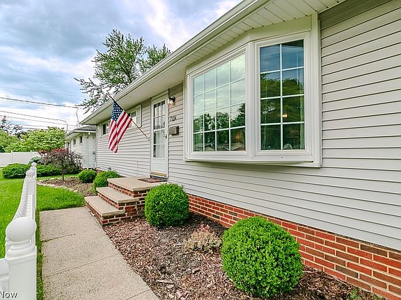 2nd image of 7224 Meadow Ln