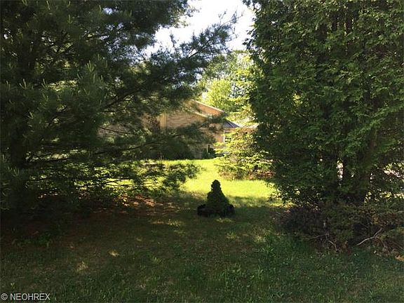 3rd image of 6 Seneca Trl Lot 1426