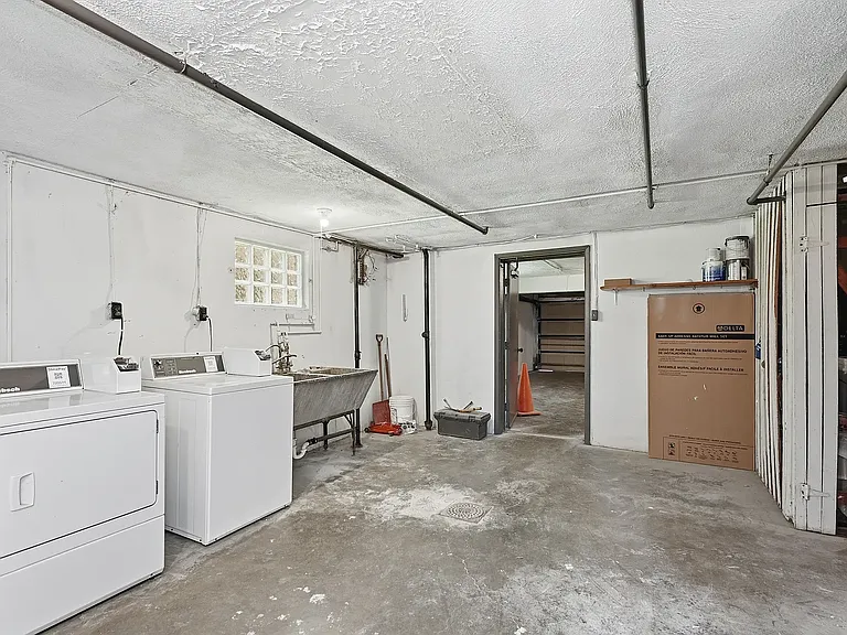 6155 Ridge Ave #2 — Photo 16