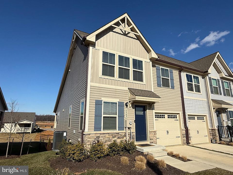 1st image of 2482 Silver Leaf Dr
