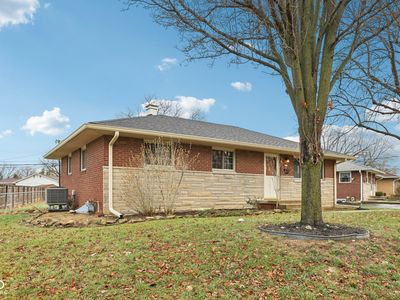 2214 Mann Dr, Beech Grove, IN, 46107