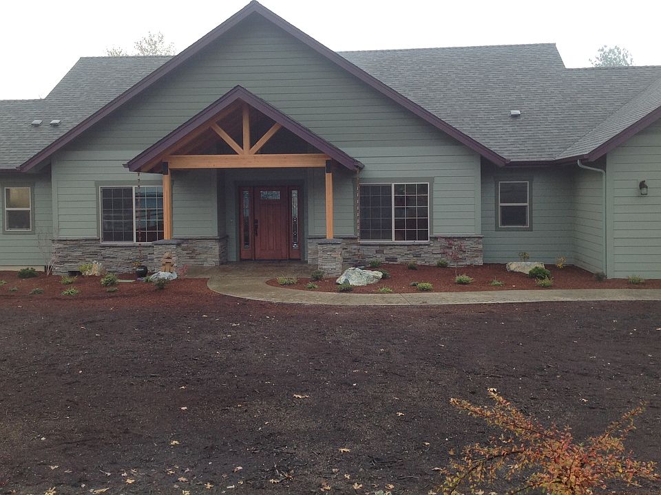 2nd image of 221 Bolt View Rd