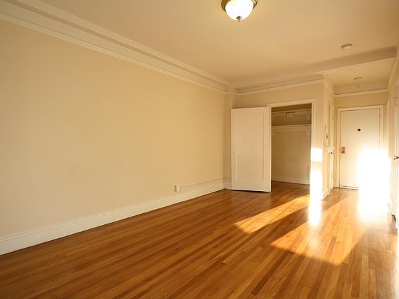 4th image of 625 Leavenworth St #3O3