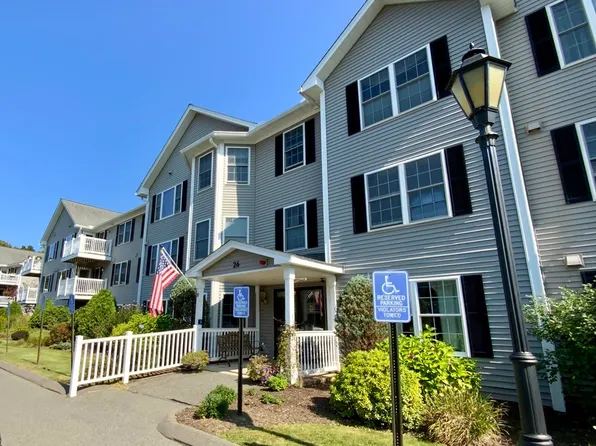 26 Green Leaves Dr Unit 632, Amherst, MA 01002