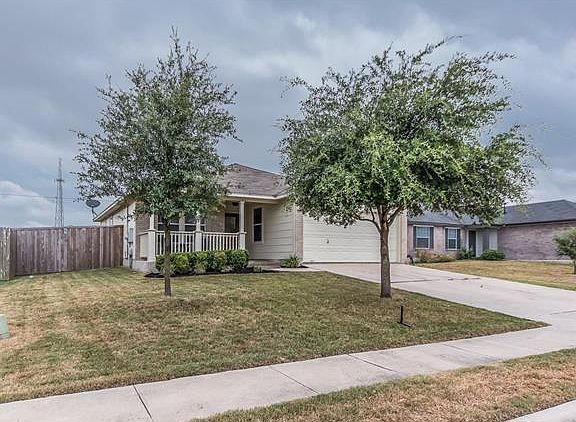 2nd image of 1014 Stewart Dr