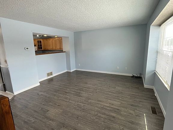 2nd image of 2934 Badger Dr