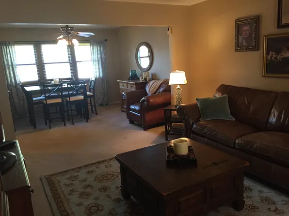 15240 Marilyn Dr, Elm Grove, WI 53122