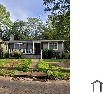 262 Farrington Ave SE — Photo 1
