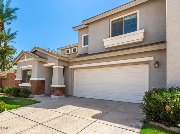 1079 E IRIS Drive, Chandler, AZ 85286