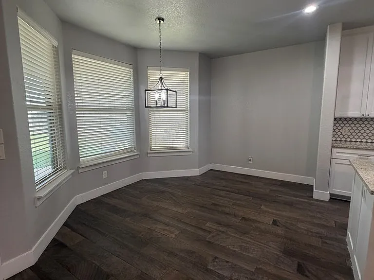 2408 Birkdale Ln — Photo 6