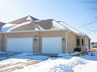 18055 39th Pl N, Plymouth, MN 55446