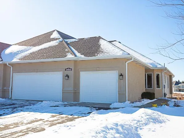 18055 39th Pl N, Plymouth, MN 55446