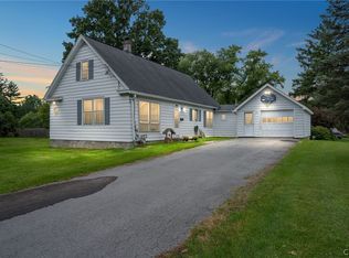 43 Wilbur Rd, New Hartford, NY 13413