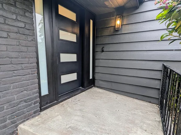 (undisclosed Address), Bellevue, WA 98006