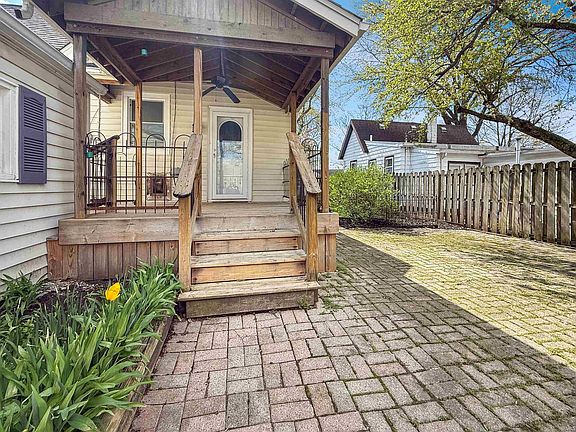 3rd image of 2026 Schuyler Ave