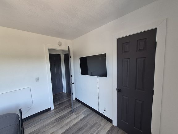 4th image of 302 Ayba St #2