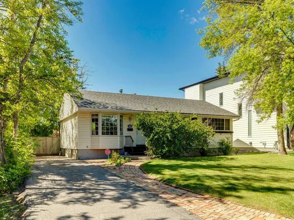 3607 N Kilkenny Rd SW, Calgary, AB T3E 4R7