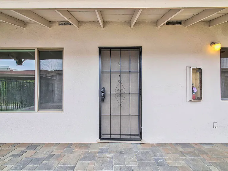 147 S Magnolia Avenue — Photo 34