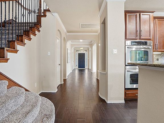 4th image of 4301 Mountain Crest Dr