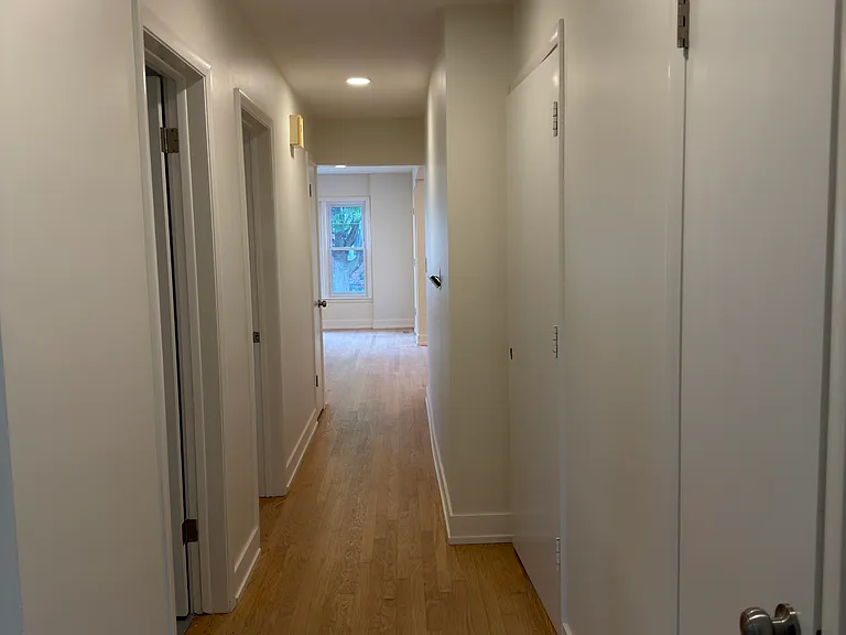 2706 N Melvina Ave #2 — Photo 17