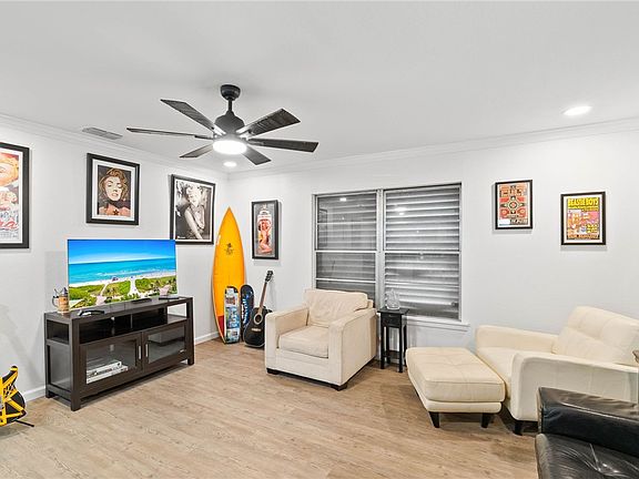 2nd image of 4606 Calvin Dr