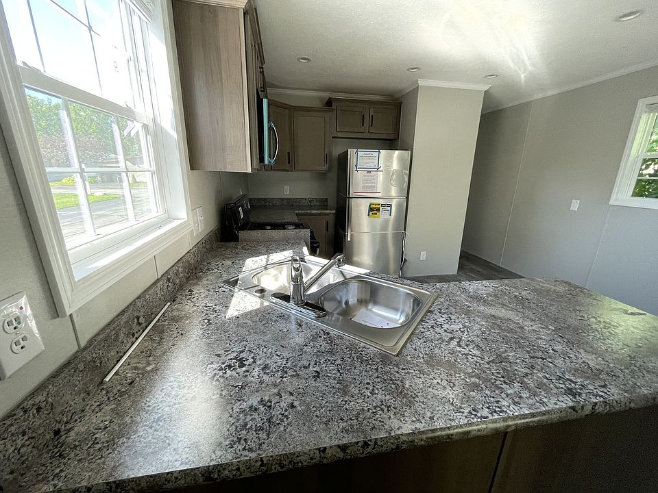 1st image of 4925 Genesse St #619S