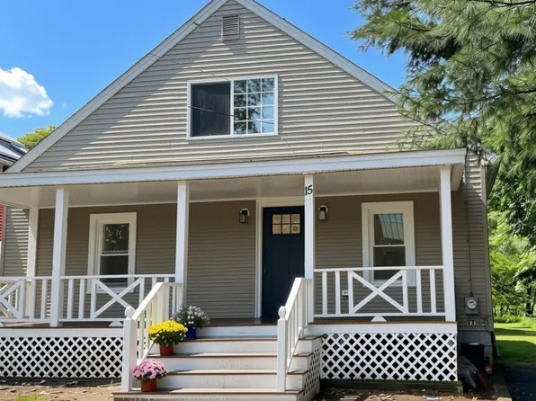 15 Arcadia St, South Grafton, MA 01560