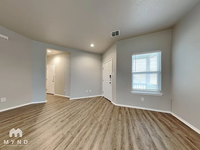 3941 Asher Aly — Photo 5