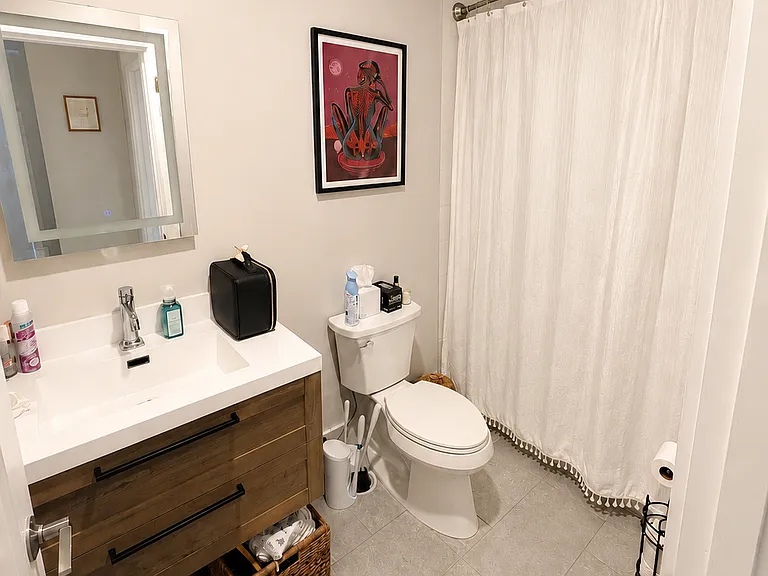 204 I St #3 — Photo 4