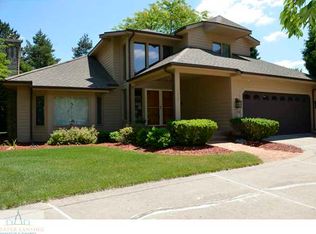 4238 Sandridge Dr, Okemos, MI 48864